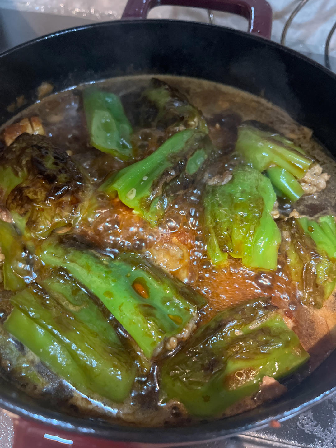 下饭菜“青椒酿肉”，香糯多汁鲜嫩下饭