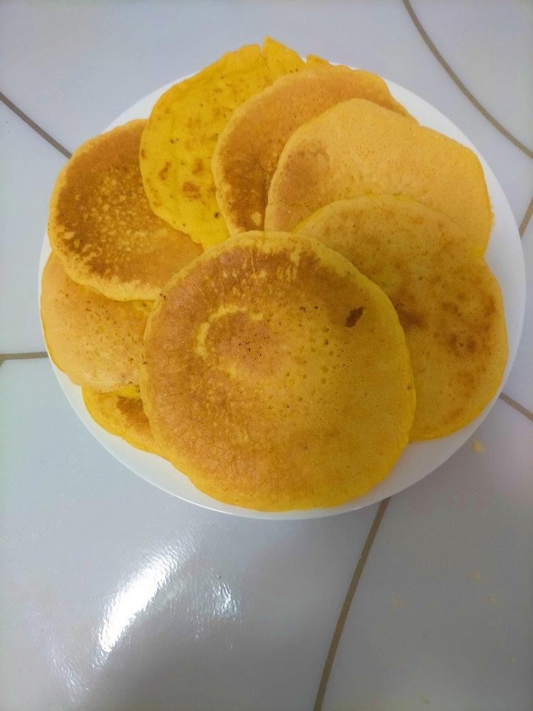 玉米面松饼，早起5分钟搞定，又软又健康
