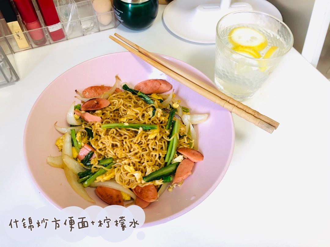 炒方便面￨幸福感爆棚