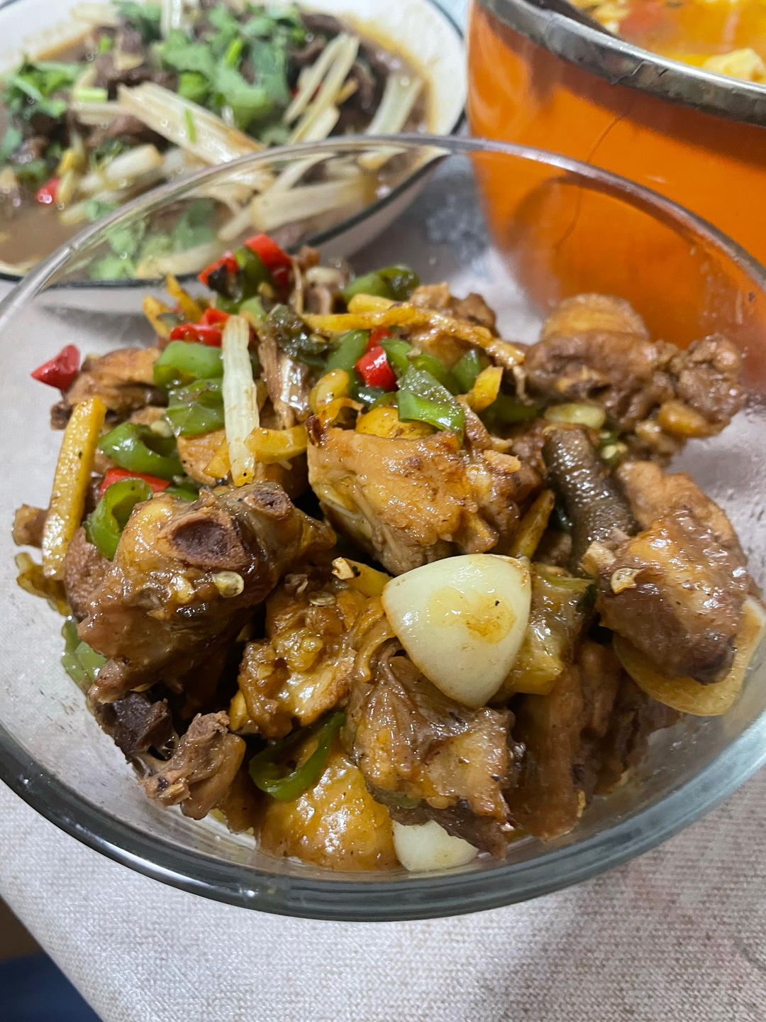 小炒鸡（鲜辣入味很下饭）