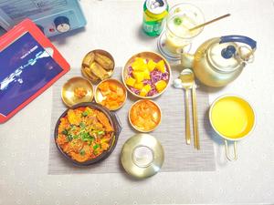 韩国料理：韩式牛肉辣汤的做法 步骤10