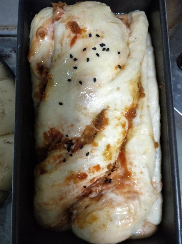 香葱肉松手撕吐司