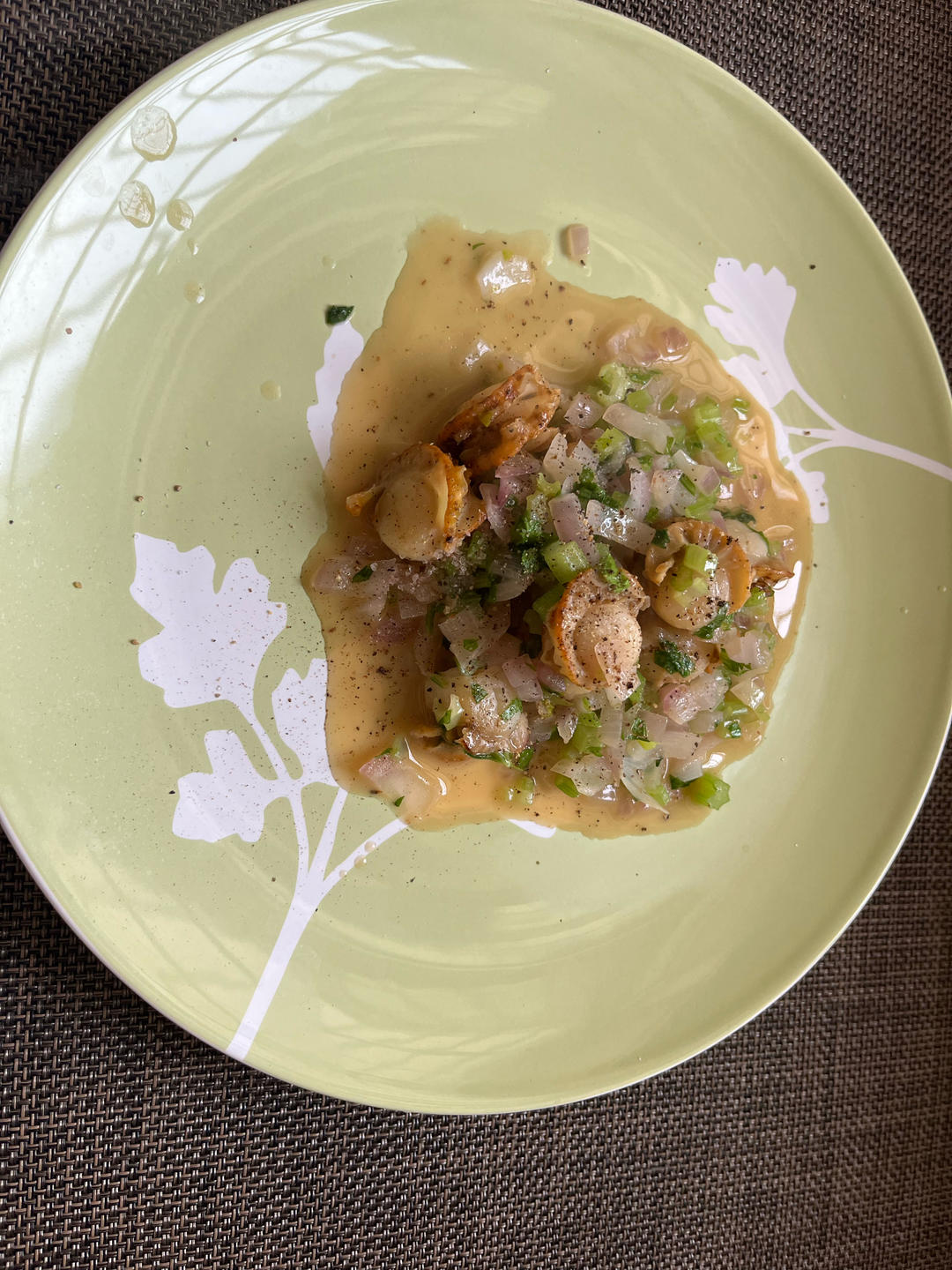 黄油煎虾夷扇贝