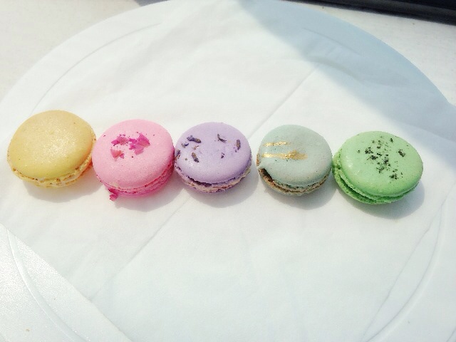 马卡龙(杏仁蛋白糖饼)