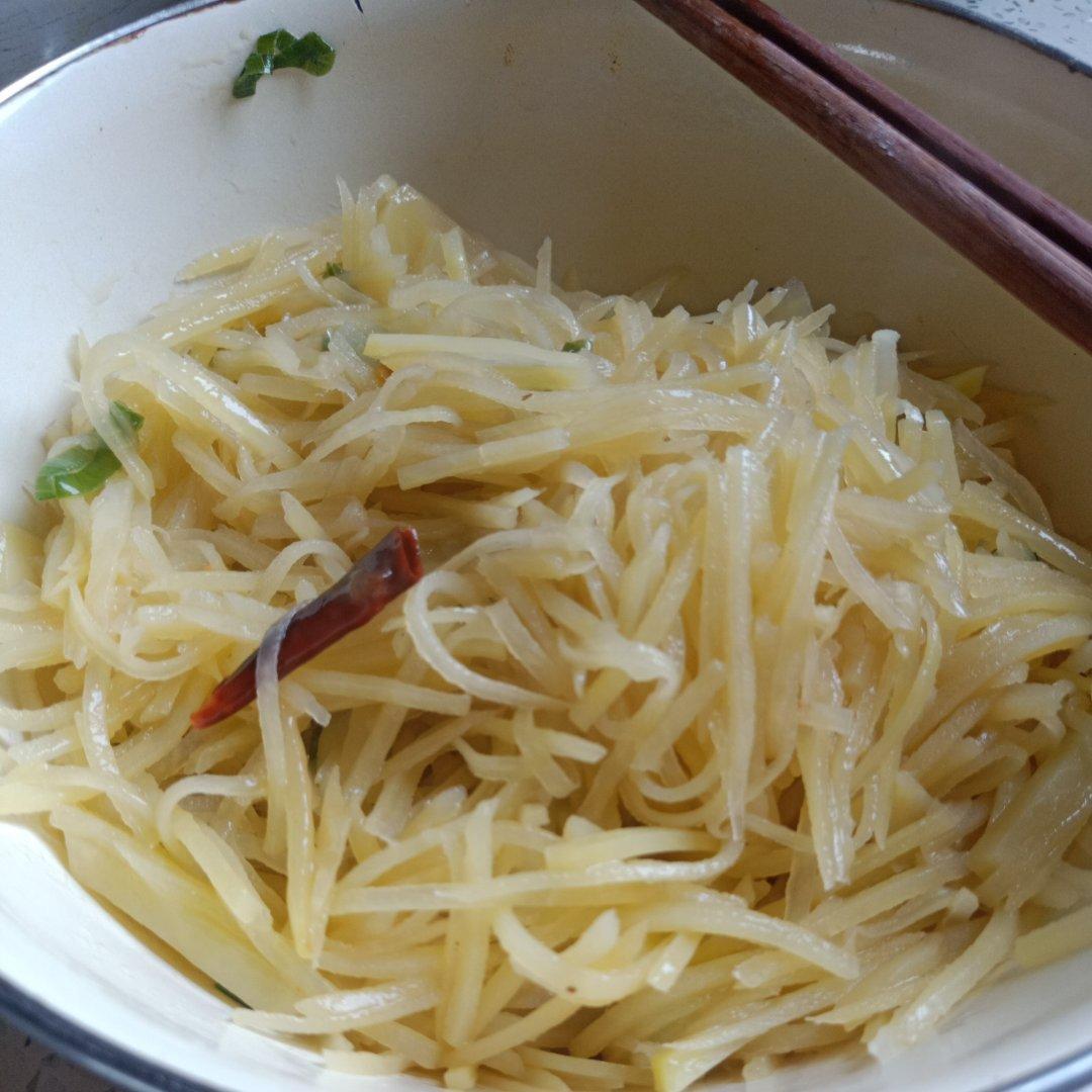 家常酸辣土豆丝