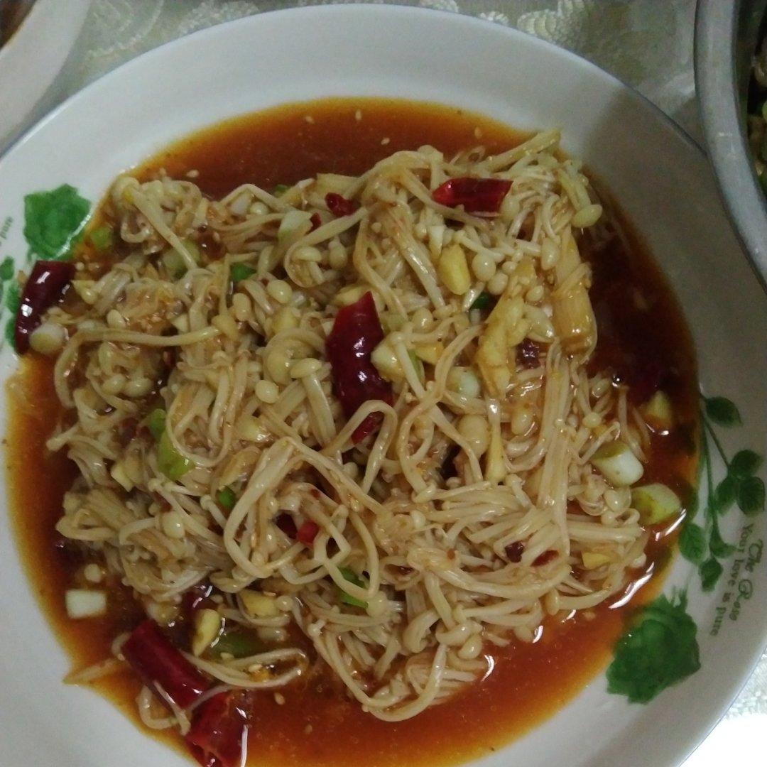 凉拌金针菇