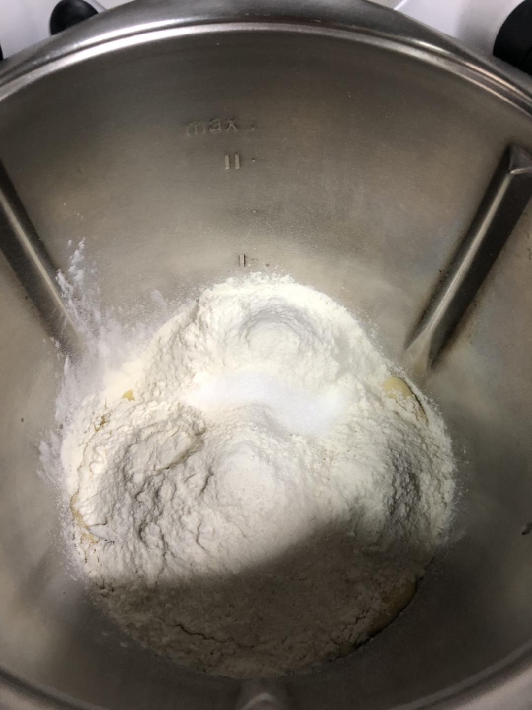 纯奶手撕吐司的做法 步骤1