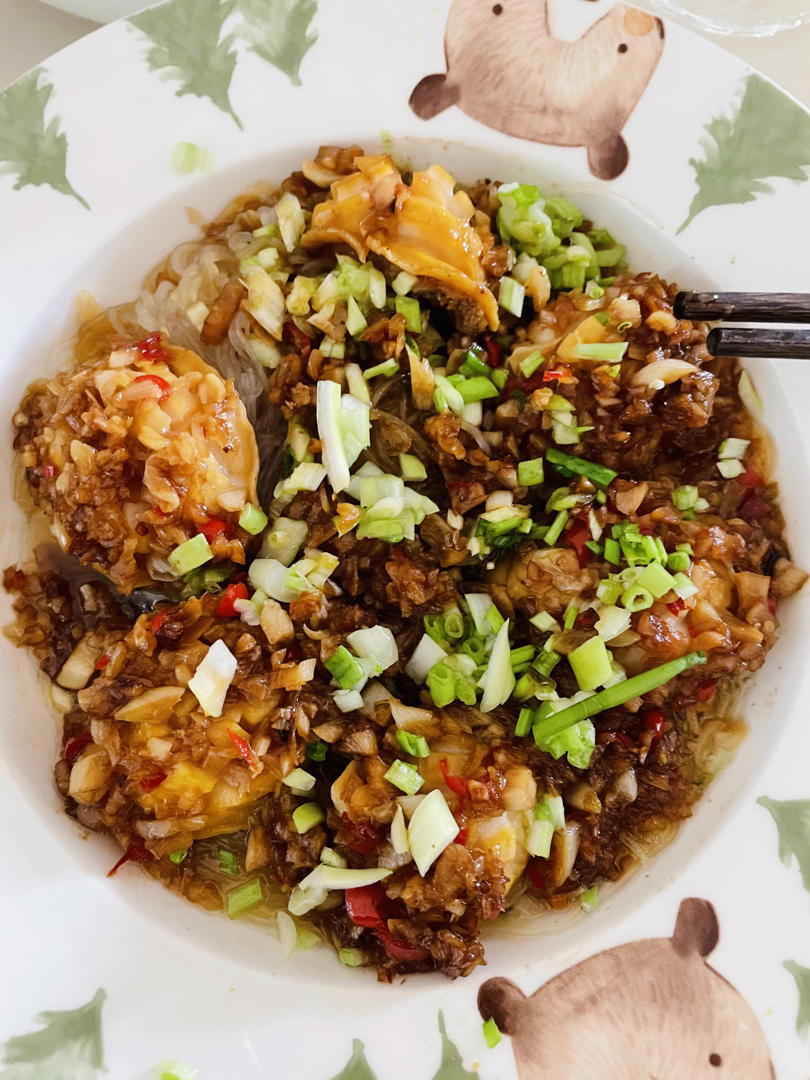 蒜蓉粉丝蒸鲍鱼