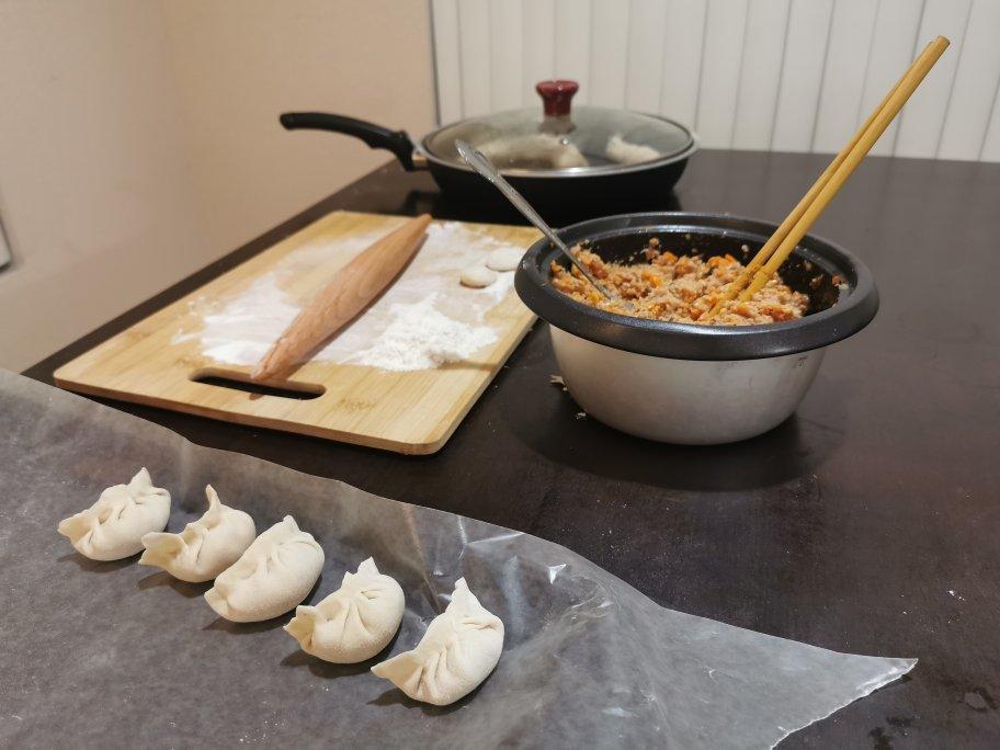 手工揉面三分钟，又韧又薄又好包的饺子皮