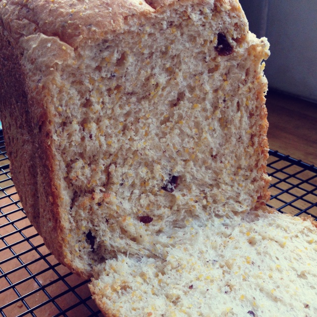 葡萄干全麦面包