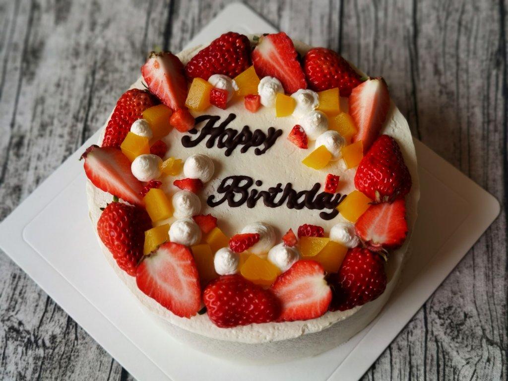 我为家人做蛋糕🎂