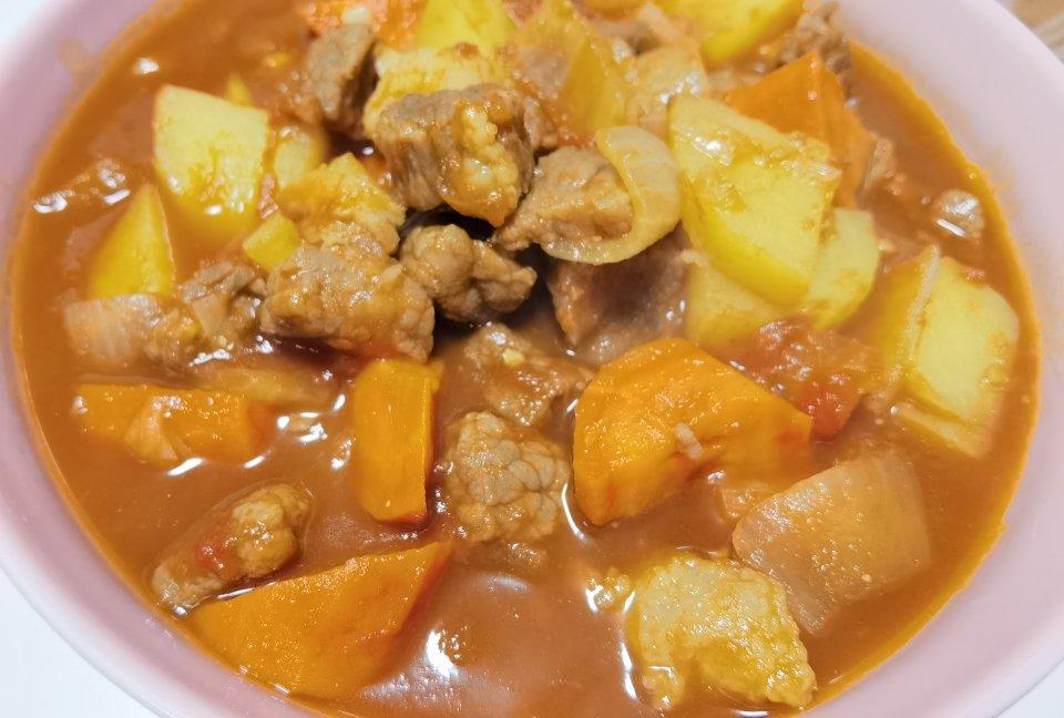 土豆番茄炖牛肉