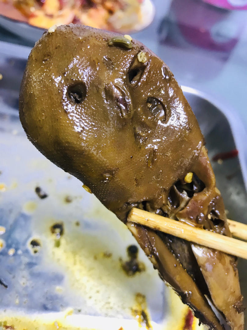 麻辣卤鸭头（和周黑鸭有的一拼）