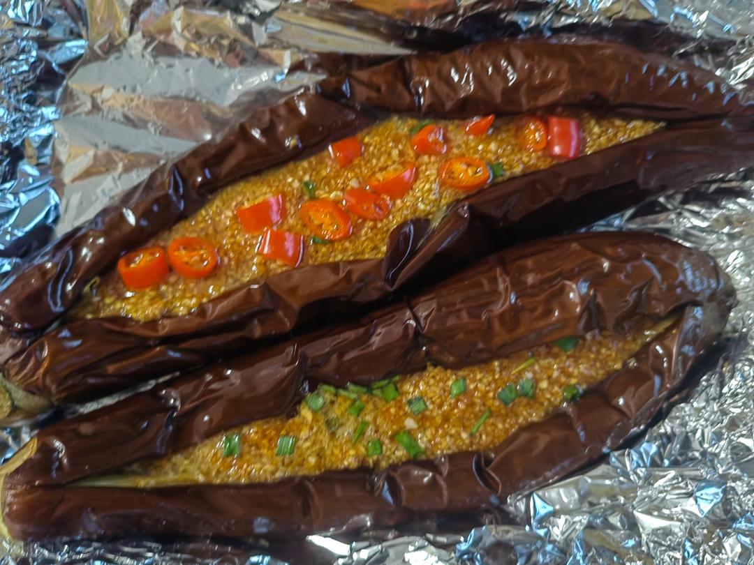 CC招牌菜销魂烤茄子，百吃不厌！