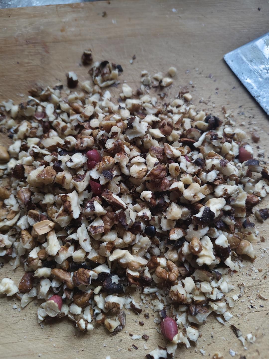 轻轻一按就碎掉的原味桃酥（不输猪油版）