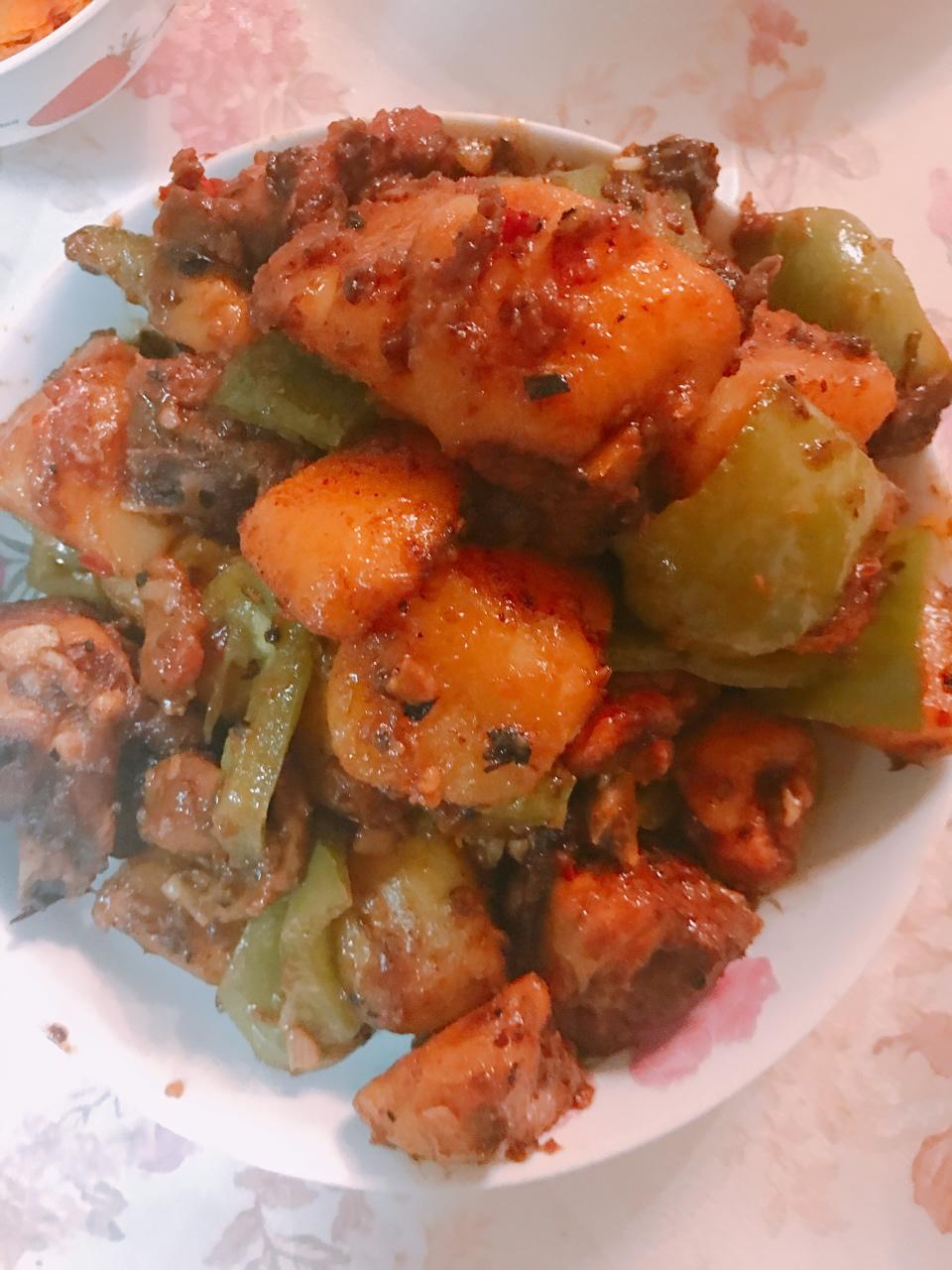 土豆烧鸡（非常下饭哦~）