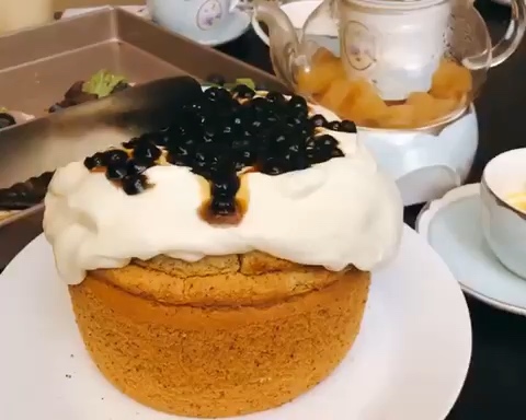 奶茶爆浆の奶盖珍珠蛋糕的做法