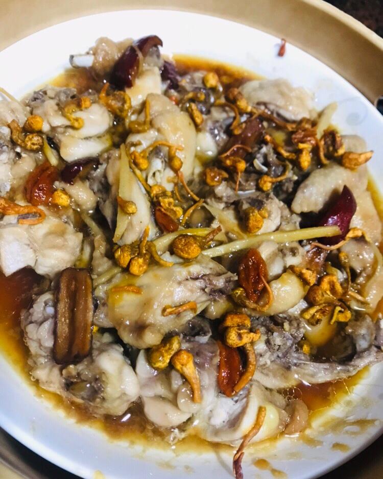 家常虫草花蒸滑鸡