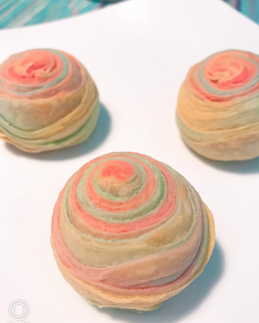 彩虹蛋黄酥（独角兽蛋黄酥）