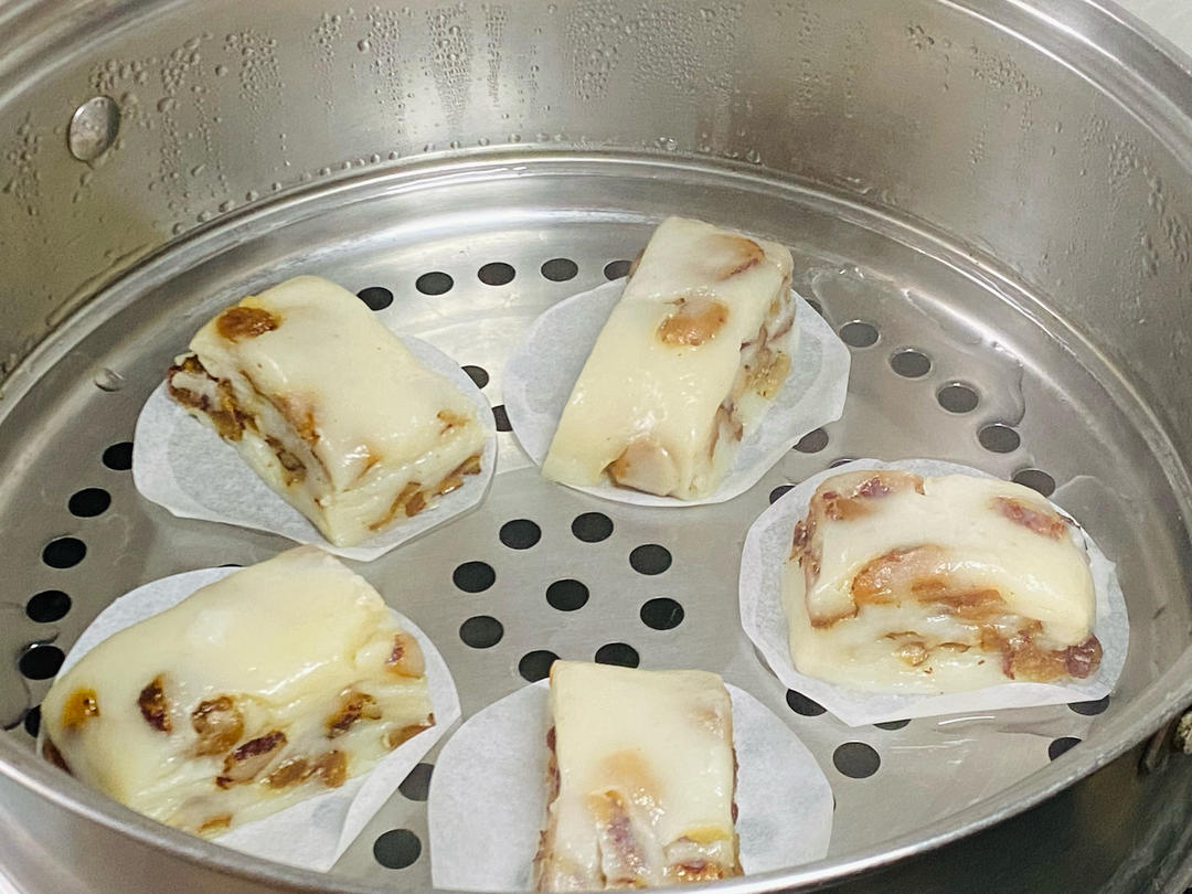 牛奶红枣糯米糕