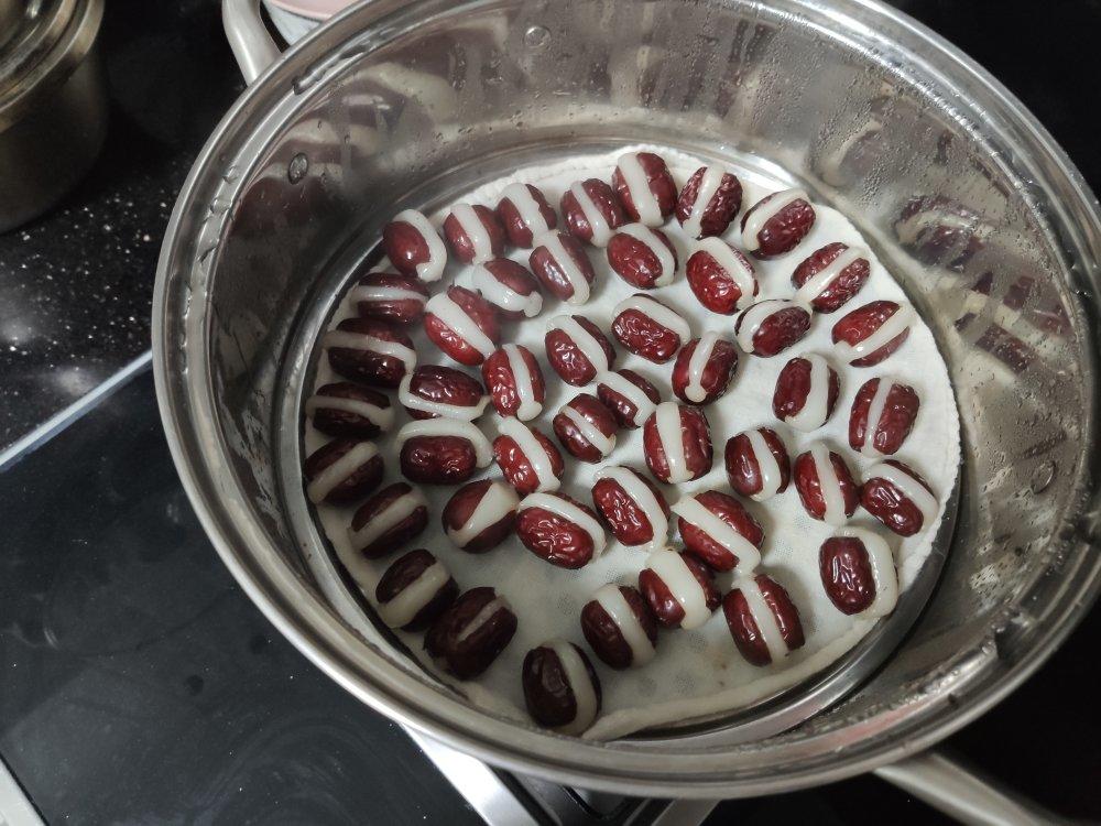 心太软— 红枣夹糯米粉