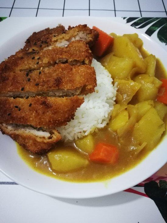 炸猪排咖喱饭