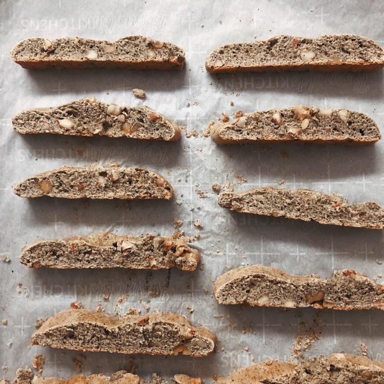 【香到爆炸的！！－黑芝麻风味意式脆饼 】Biscotti