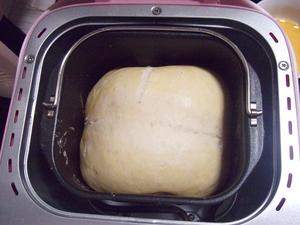 （清淡系-无黄油）冷藏中种牛奶面包---面包机版的做法 步骤11
