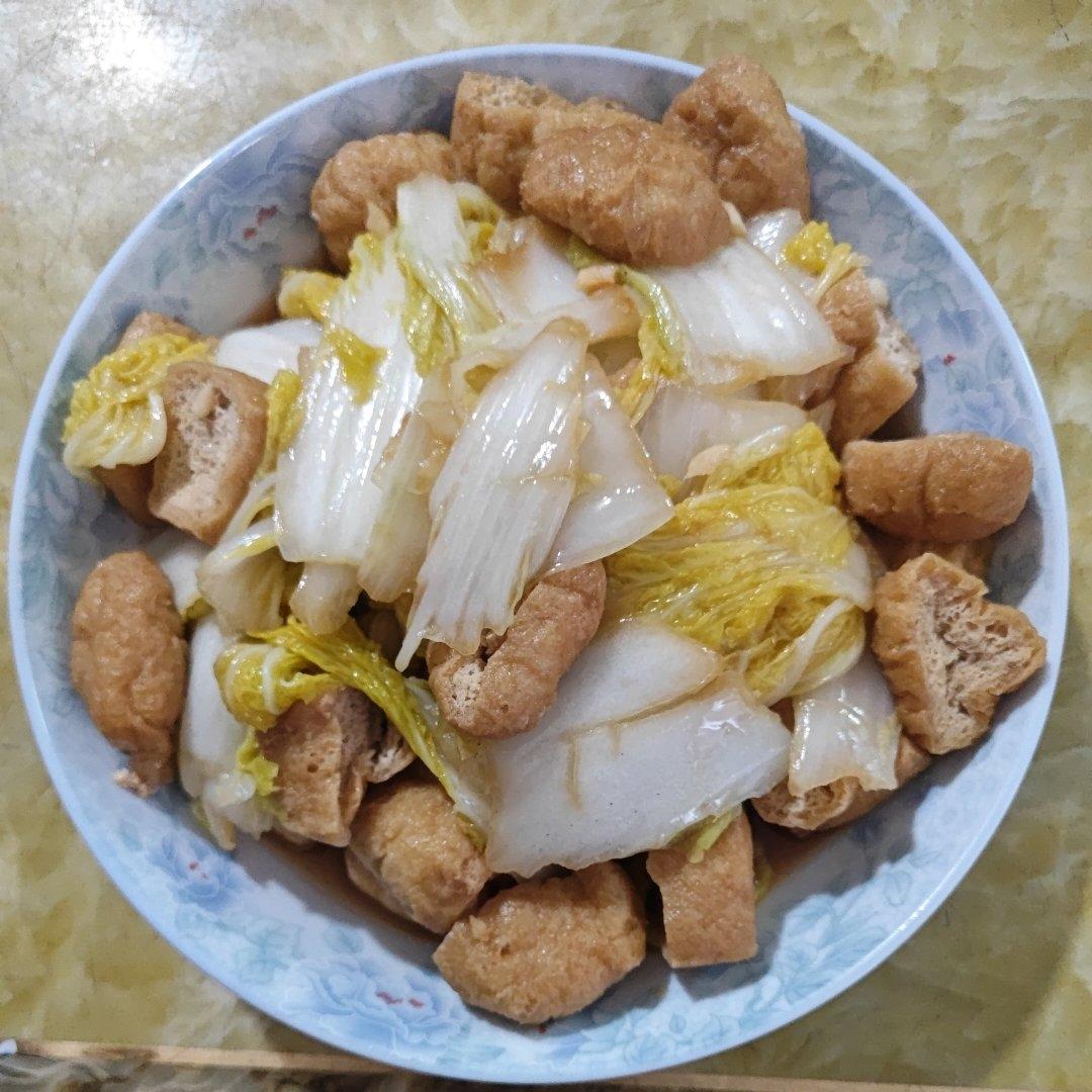 娃娃菜烧油豆腐