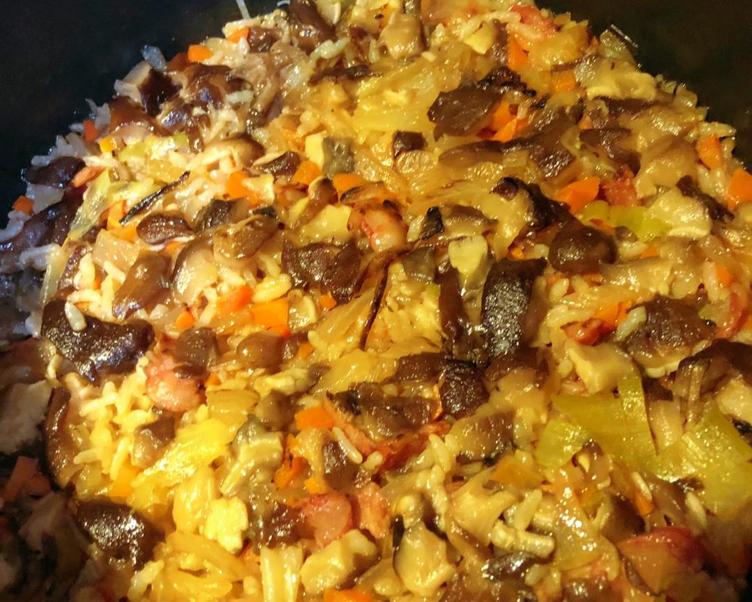 超简单电饭煲焖饭的做法