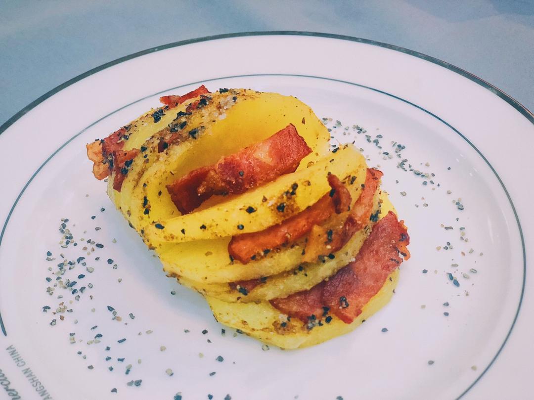 风琴土豆烤培根