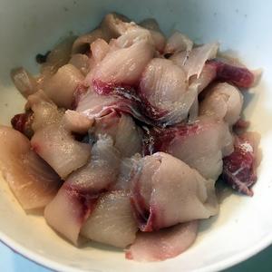泡椒酸汤鱼（海底捞版）的做法 步骤4