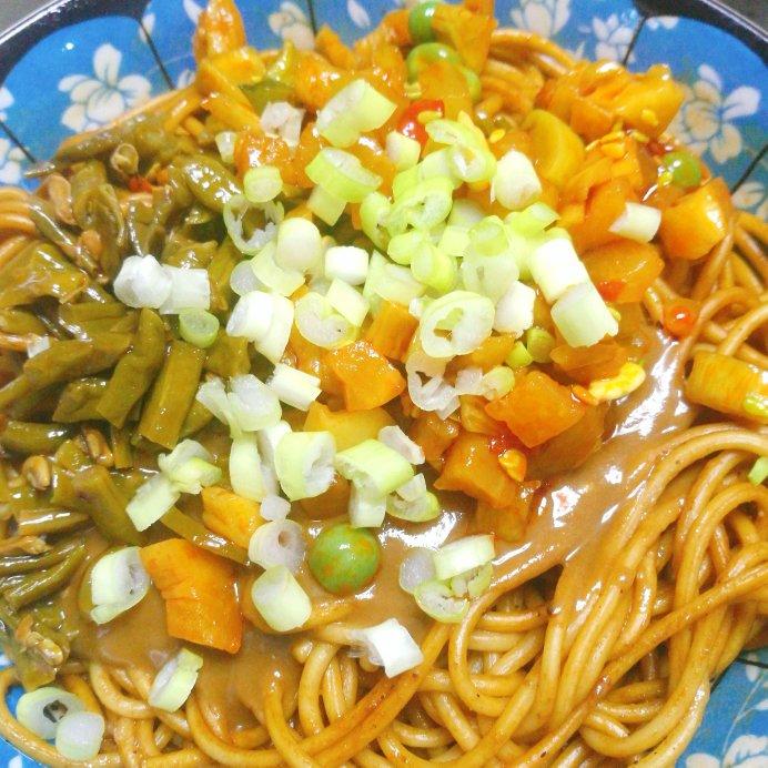 热干面
