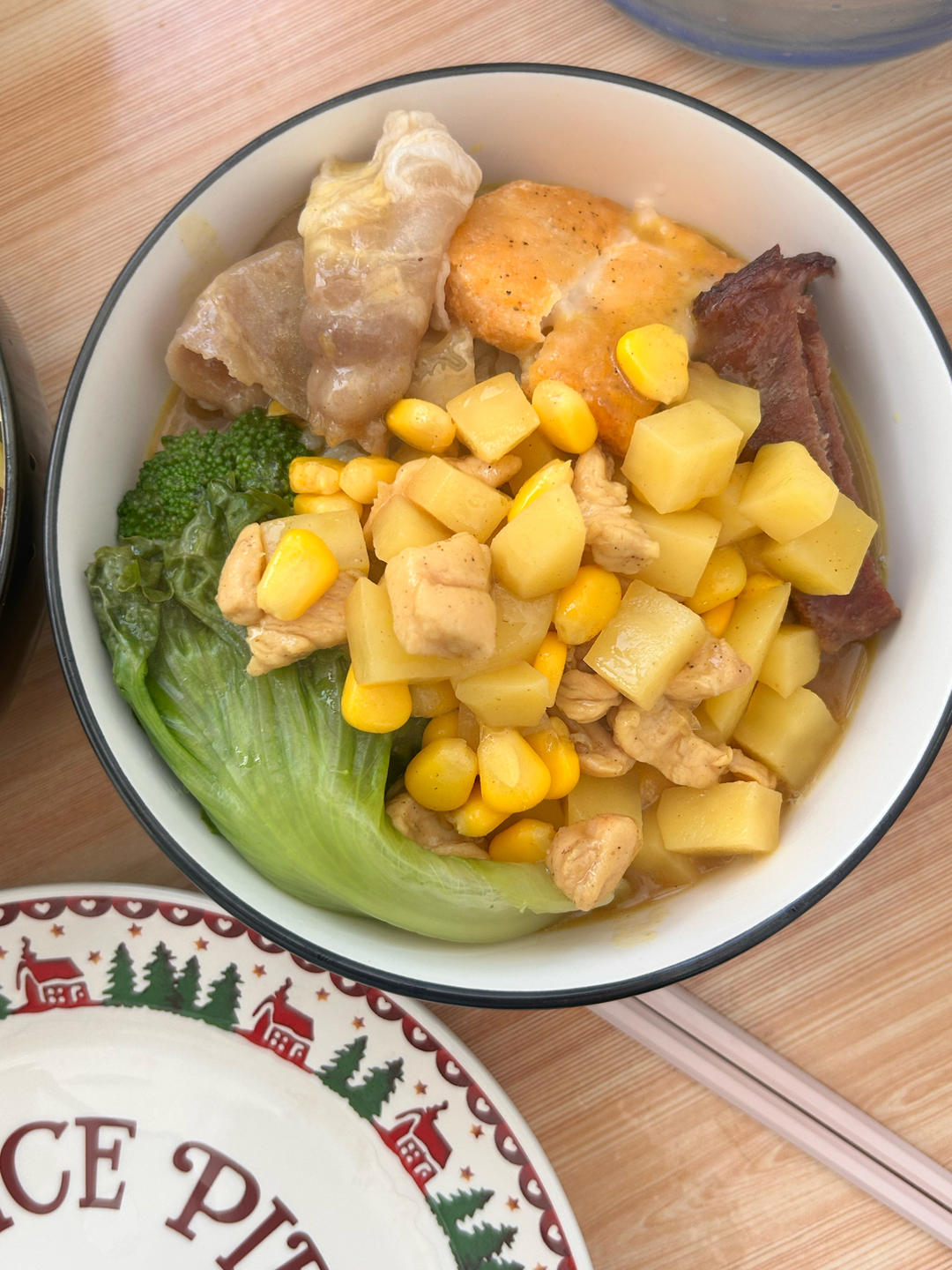 咖喱土豆玉米鸡肉