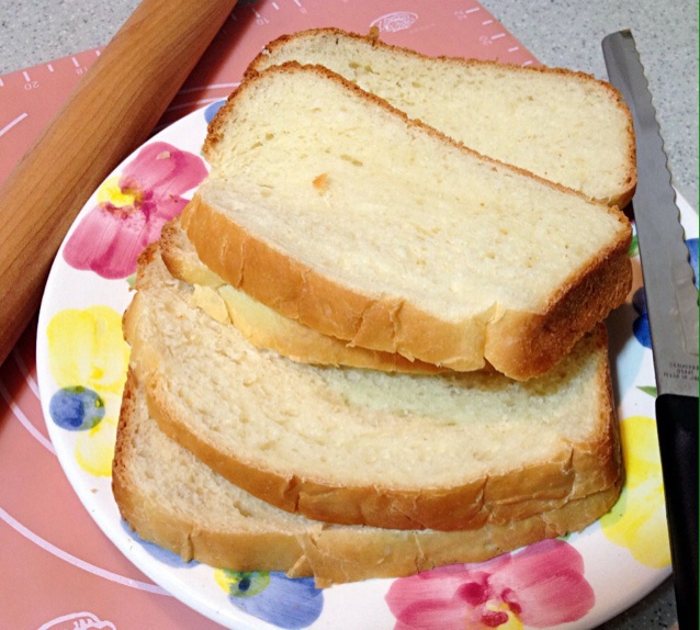 牛奶鸡蛋吐司