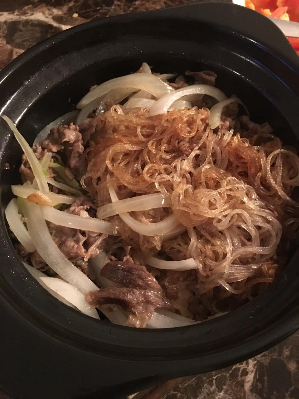 沙茶肥牛粉丝煲