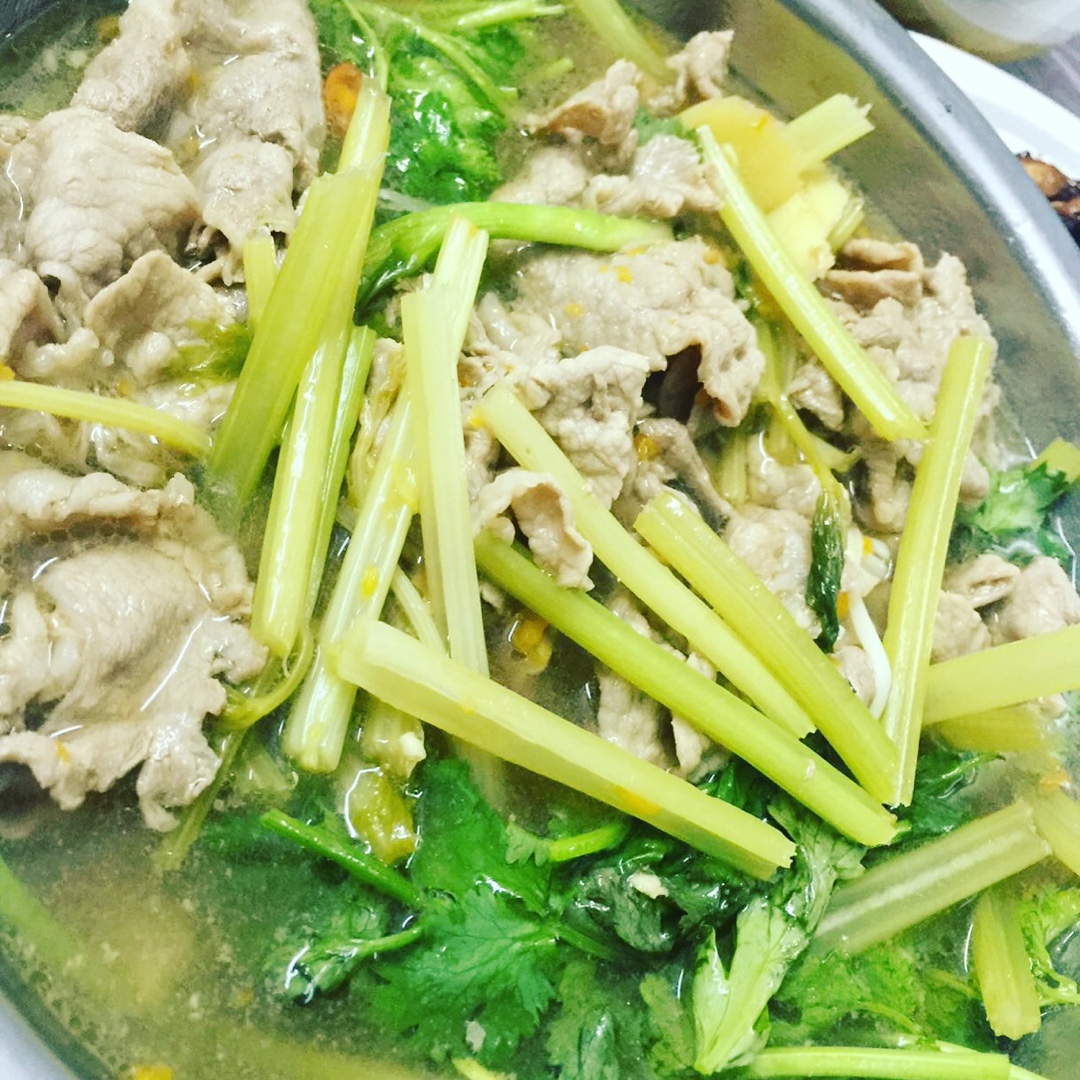 酸汤肥牛