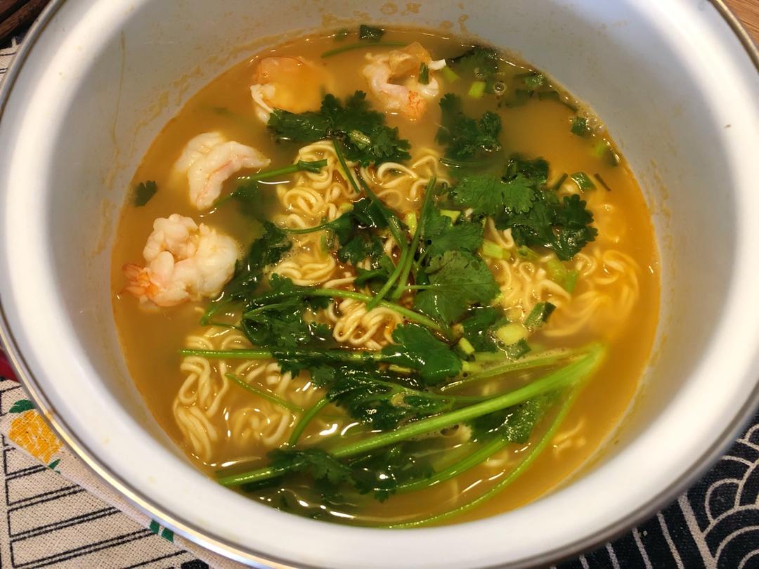泰式鲜虾面
