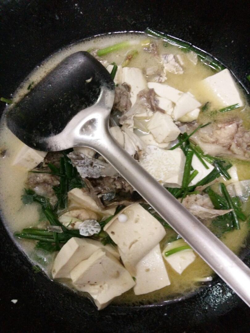 鱼头豆腐汤