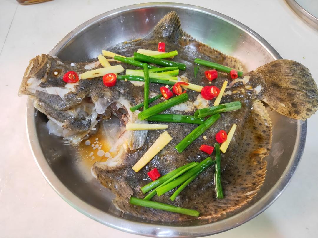 宴席必点菜品                         清蒸多宝鱼🐟