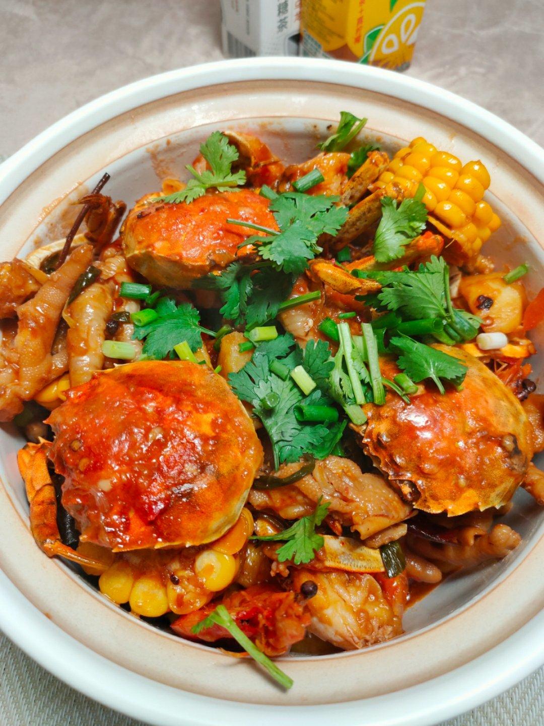 【香辣明虾肉蟹煲】