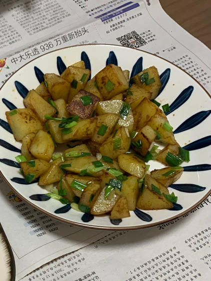 孜然火腿土豆丁