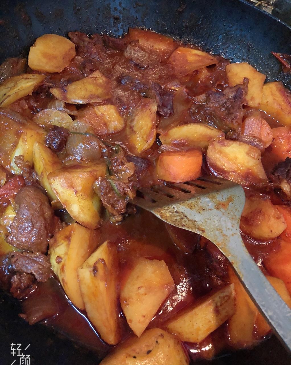 土豆炖牛肉