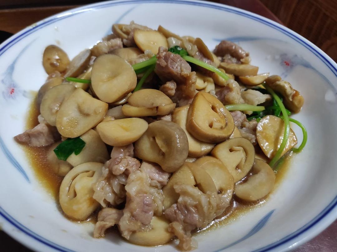 鲜菇炒肉片