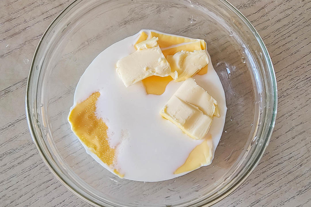 纯奶手撕吐司的做法 步骤1