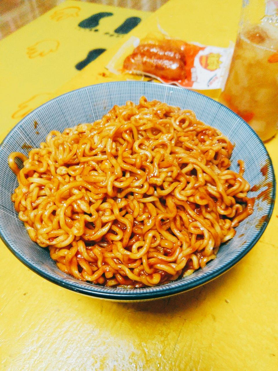 根本停不下来系列——韩式甜辣酱拌面