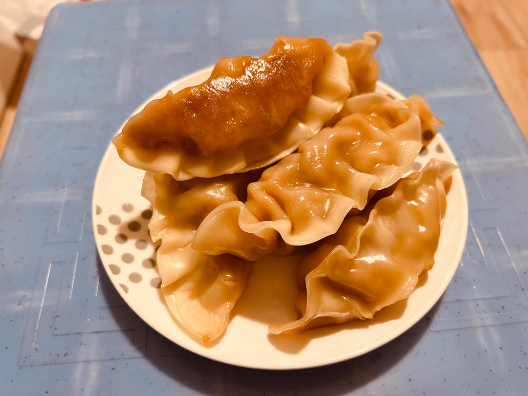 电饭锅煎饺/锅贴