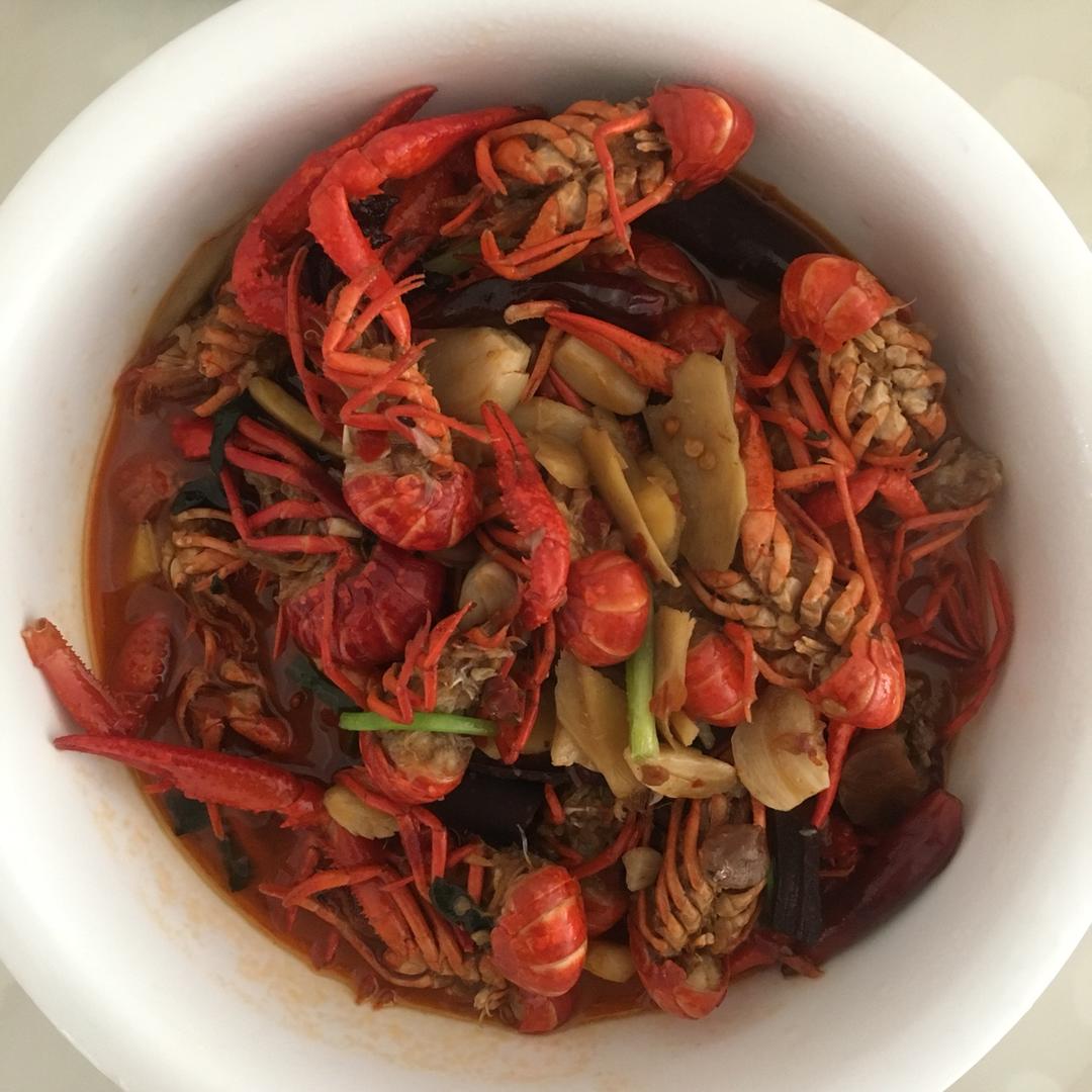 吃了后会吮指的麻辣小龙虾