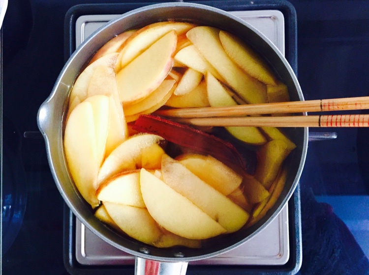 肉桂苹果奶茶 Apple Cinnamon Milk Tea