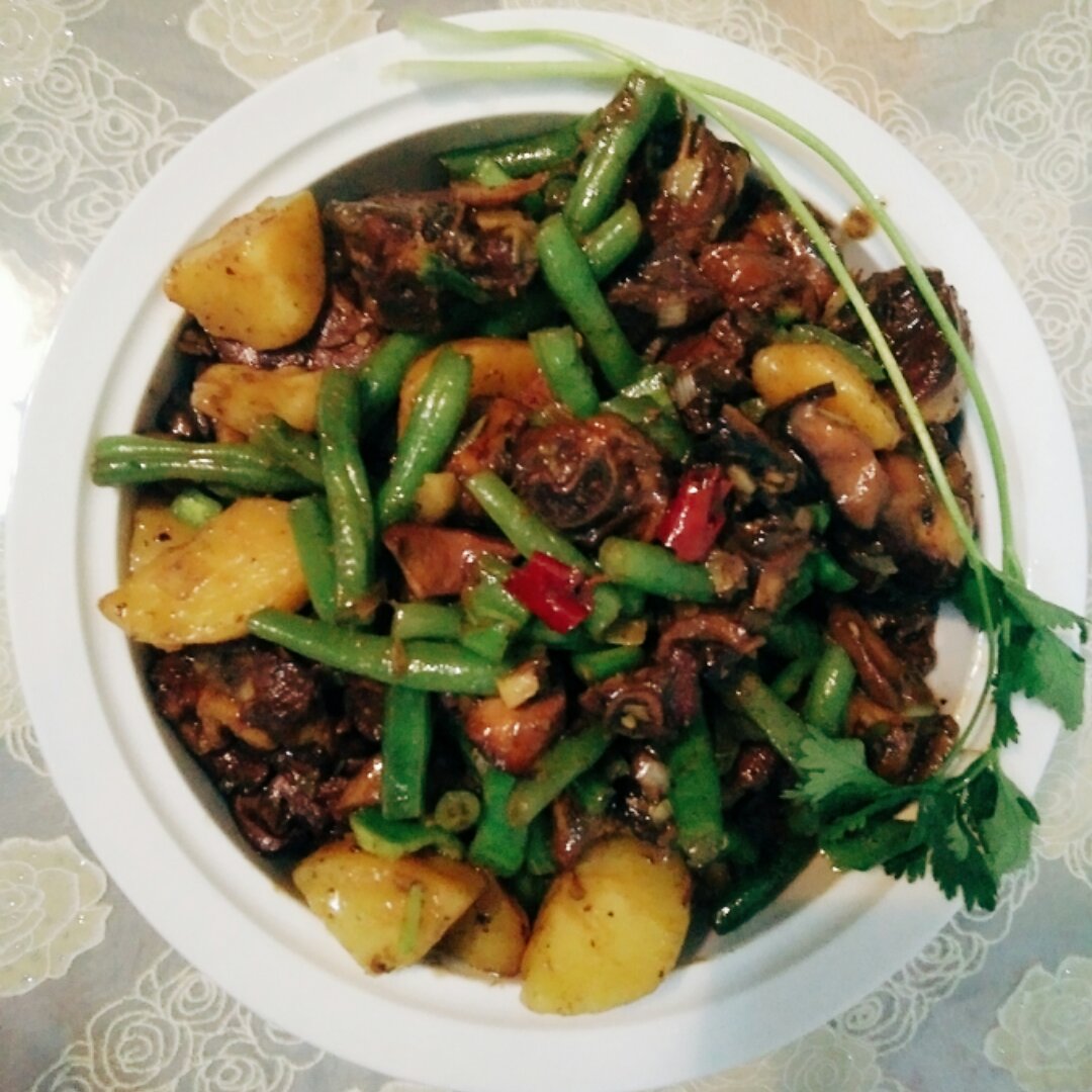 秒杀饭馆味道的【黄焖鸡米饭】